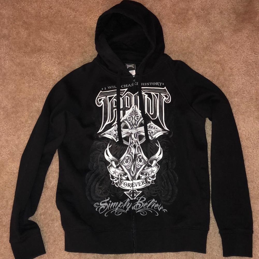 Men’s large TapOut black zip up hoodie